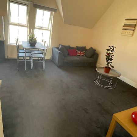 Vibrant & Cosy London Apartment Near Wembley Exteriör bild