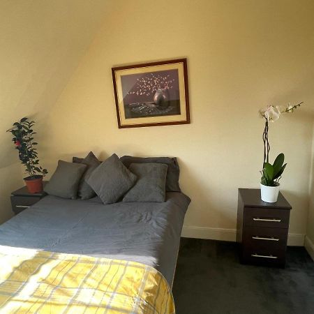 Vibrant & Cosy London Apartment Near Wembley Exteriör bild