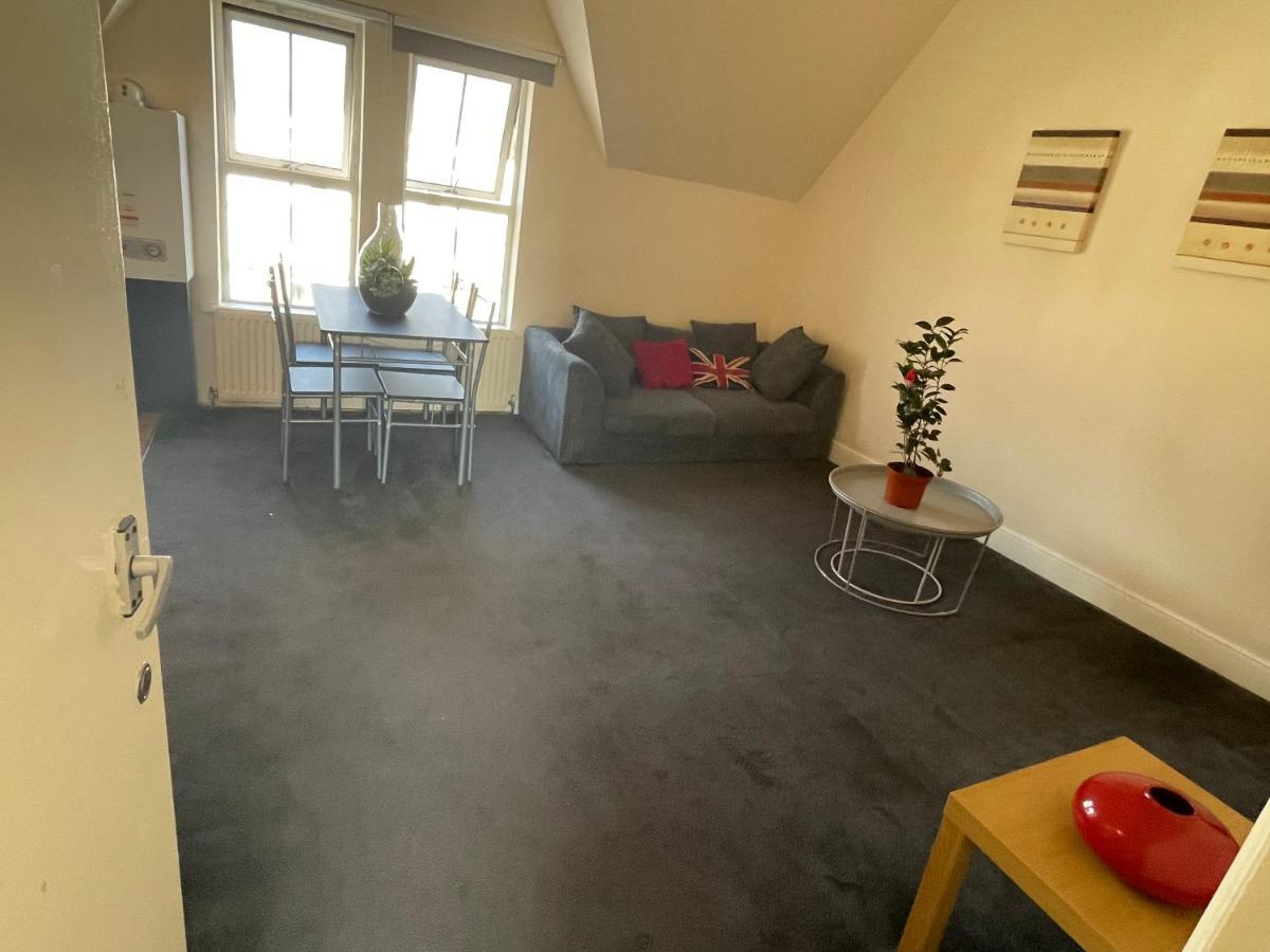 Vibrant & Cosy London Apartment Near Wembley Exteriör bild