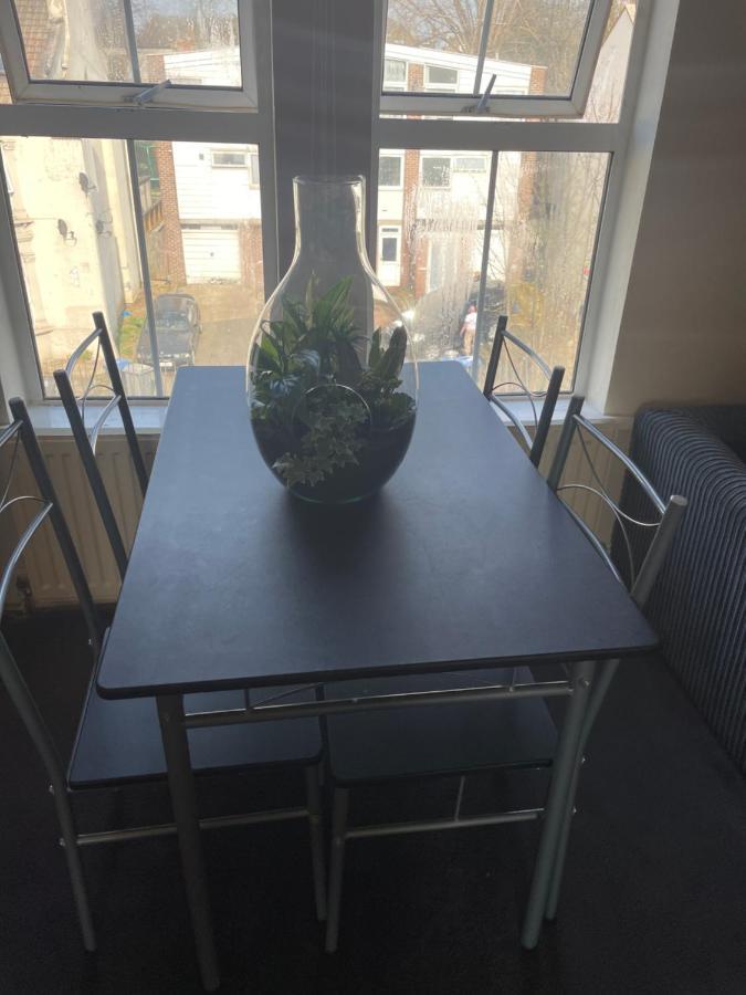 Vibrant & Cosy London Apartment Near Wembley Exteriör bild