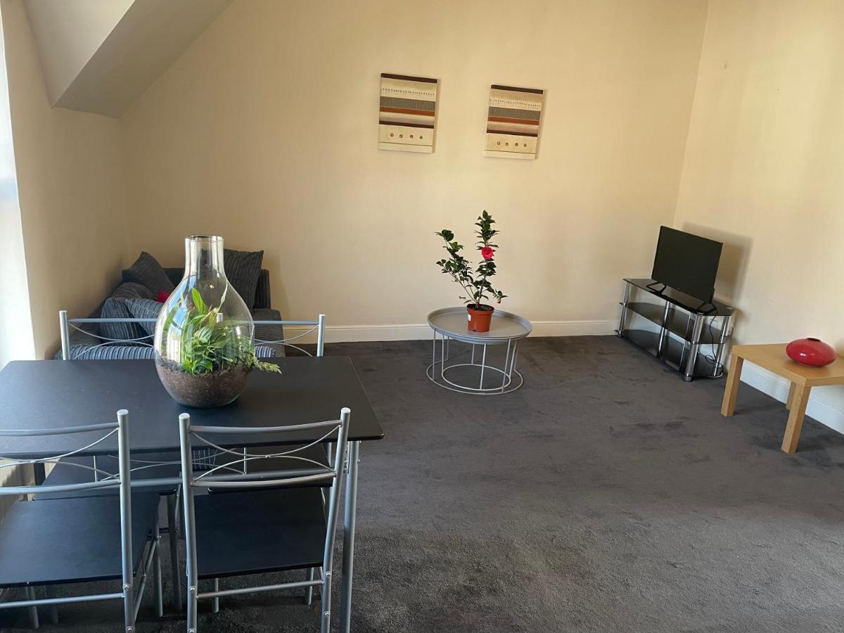 Vibrant & Cosy London Apartment Near Wembley Exteriör bild